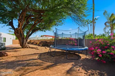 10678 E Gold Dust Avenue, Scottsdale, AZ 85258 - Photo 39