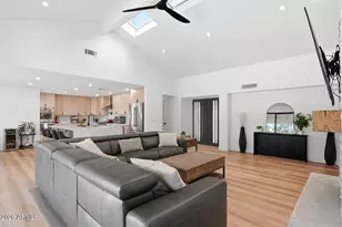 10678 E Gold Dust Ave, Scottsdale, AZ 85258 - Photo 9