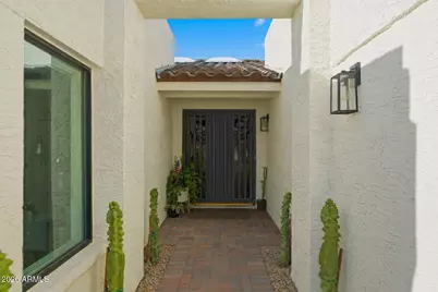 10678 E Gold Dust Avenue, Scottsdale, AZ 85258 - Photo 3