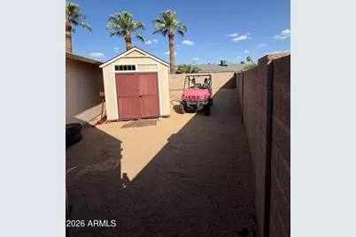 9823 N 48th Drive, Glendale, AZ 85302 - Photo 35
