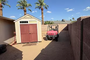 9823 N 48th Dr, Glendale, AZ 85302 - Photo 35