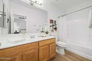 6817 S 40th Ln, Phoenix, AZ 85041 - Photo 17