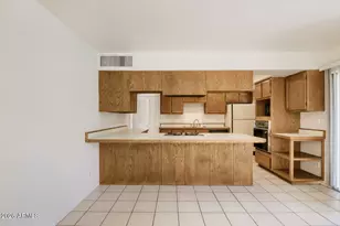 116 E Manhatton Dr, Tempe, AZ 85282 - Photo 5