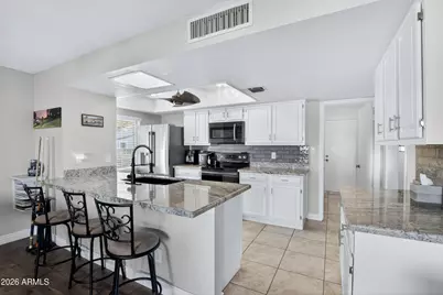 11215 S Tomah Street, Phoenix, AZ 85044 - Photo 5