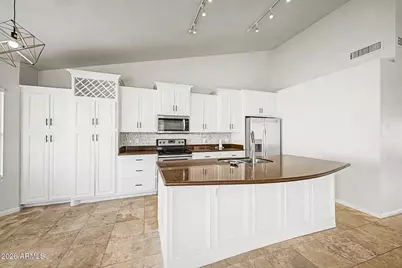 3834 E Windsong Drive, Phoenix, AZ 85048 - Photo 11