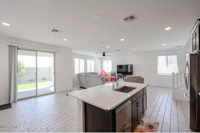 3361 S 179th Drive, Goodyear, AZ 85338 - Photo 11