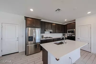 3361 S 179th Drive, Goodyear, AZ 85338 - Photo 9
