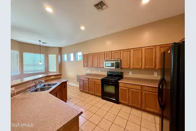 4601 W Moss Springs Road, Anthem, AZ 85086 - Photo 11
