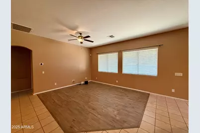 4601 W Moss Springs Road, Anthem, AZ 85086 - Photo 7