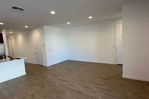 3228 W Morning Vista Ln, Phoenix, AZ 85083 - Photo 11