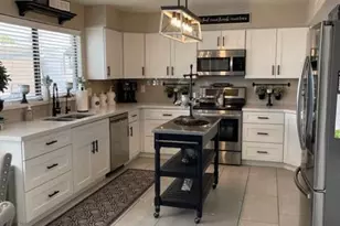 1211 W Honeysuckle Ln, Chandler, AZ 85248 - Photo 9