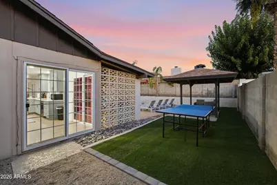 2331 E Sunnyside Drive, Phoenix, AZ 85028 - Photo 3