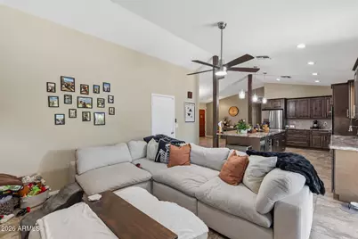 4725 E Le Marche Avenue, Phoenix, AZ 85032 - Photo 13