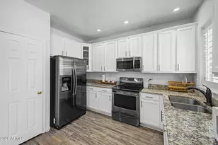 8724 W Hammond Ln, Tolleson, AZ 85353 - Photo 9