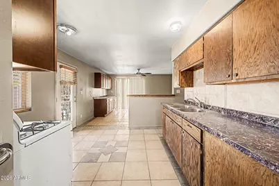 1516 W Shangri La Road, Phoenix, AZ 85029 - Photo 13