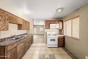 1516 W Shangri La Rd, Phoenix, AZ 85029 - Photo 15