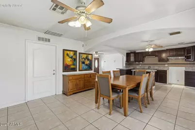 6812 W Virginia Avenue, Phoenix, AZ 85035 - Photo 5