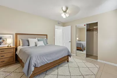 6812 W Virginia Avenue, Phoenix, AZ 85035 - Photo 13