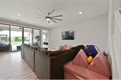 10104 E Gamma Avenue, Mesa, AZ 85212 - Photo 9