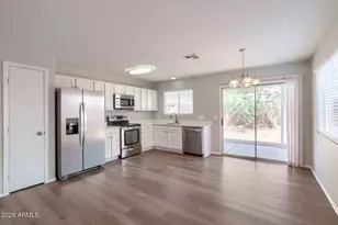 2834 W Campo Bello Dr, Phoenix, AZ 85053 - Photo 7