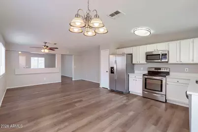 2834 W Campo Bello Drive, Phoenix, AZ 85053 - Photo 19