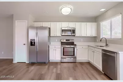 2834 W Campo Bello Drive, Phoenix, AZ 85053 - Photo 7