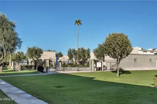7034 W Mercer Ln, Peoria, AZ 85345 - Photo 15