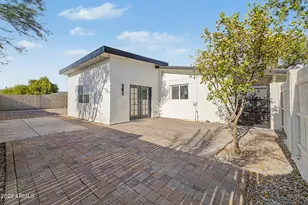 2238 W Catalina Dr, Phoenix, AZ 85015 - Photo 3