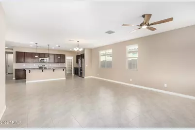 8451 S 164th Drive, Goodyear, AZ 85338 - Photo 7