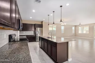 8451 S 164th Drive, Goodyear, AZ 85338 - Photo 9