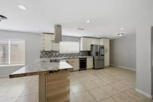 1651 E Apollo Rd, Phoenix, AZ 85042 - Photo 9