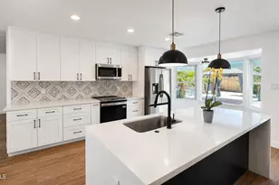 4237 W Hartford Ave, Glendale, AZ 85308 - Photo 5