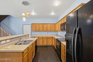 1307 S Joshua Tree Ln, Gilbert, AZ 85296 - Photo 7
