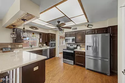 8239 E Navarro Avenue, Mesa, AZ 85209 - Photo 15