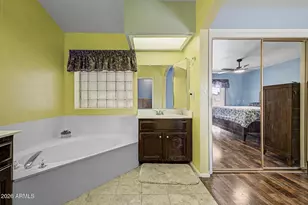 8239 E Navarro Ave, Mesa, AZ 85209 - Photo 23