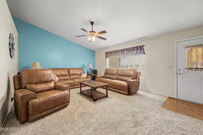 8239 E Navarro Avenue, Mesa, AZ 85209 - Photo 9