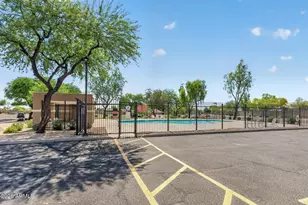 14911 W Port Royale Ln, Surprise, AZ 85379 - Photo 59