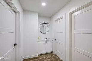8002 N 42nd Ave, Phoenix, AZ 85051 - Photo 15