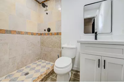 8002 N 42nd Avenue, Phoenix, AZ 85051 - Photo 21