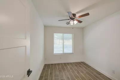 8002 N 42nd Avenue, Phoenix, AZ 85051 - Photo 23