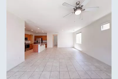 3325 W Dunbar Drive, Phoenix, AZ 85041 - Photo 9