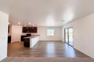 461 W Pintail Dr, Casa Grande, AZ 85122 - Photo 11