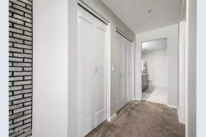 310 S 4th Street #1905, Phoenix, AZ 85004 - Photo 17
