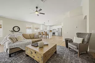 6730 S 4 Peaks Pl, Chandler, AZ 85249 - Photo 15