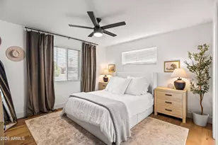 901 E Berridge Ln, Phoenix, AZ 85014 - Photo 13