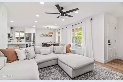 901 E Berridge Lane, Phoenix, AZ 85014 - Photo 3