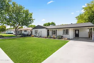 901 E Berridge Ln, Phoenix, AZ 85014 - Photo 1