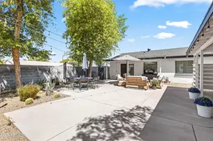 901 E Berridge Ln, Phoenix, AZ 85014 - Photo 25