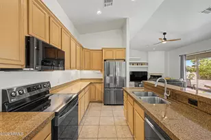 17228 E Oro Grande Dr, Fountain Hills, AZ 85268 - Photo 11