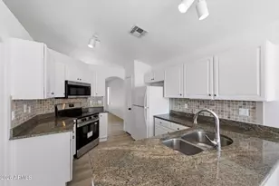 16638 N 33rd Way, Phoenix, AZ 85032 - Photo 3